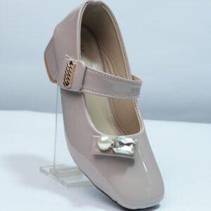 creamy color Fancy Heel Sandal