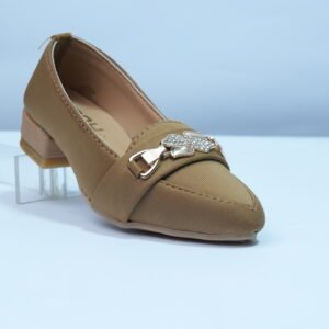 Camel Color Kids low heel pumps