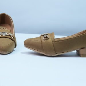 Alternative view of Camel Color Kids low heel pumps