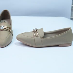Alternative view of sand color casual pumps