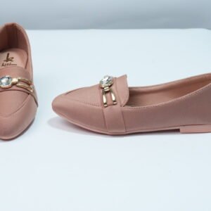 Alternative view of pink casual pumps