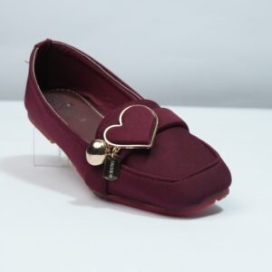 maroon with heart casual pumps